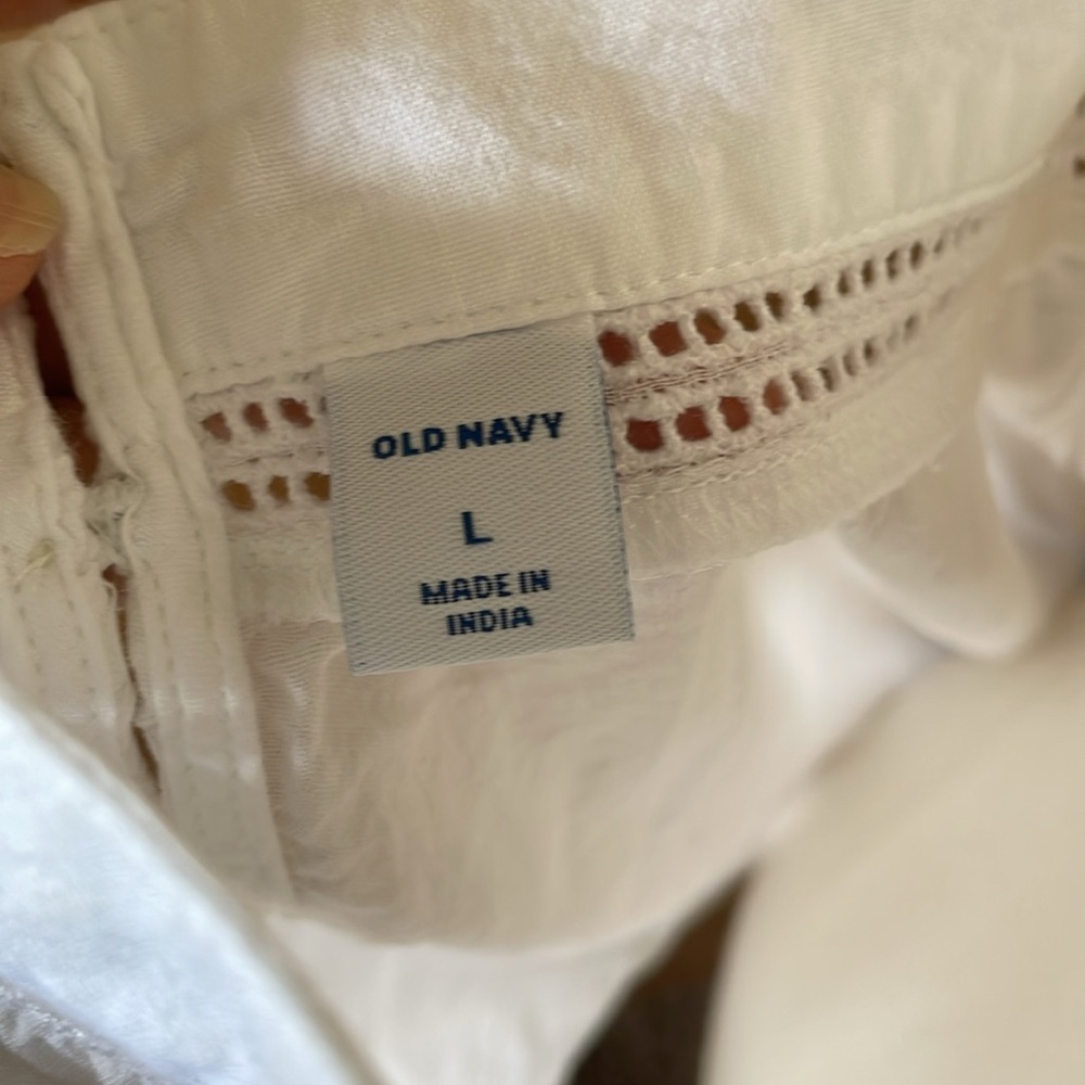 Cute, detailed, white Old Navy Tank Top! - Picture 6 of 7